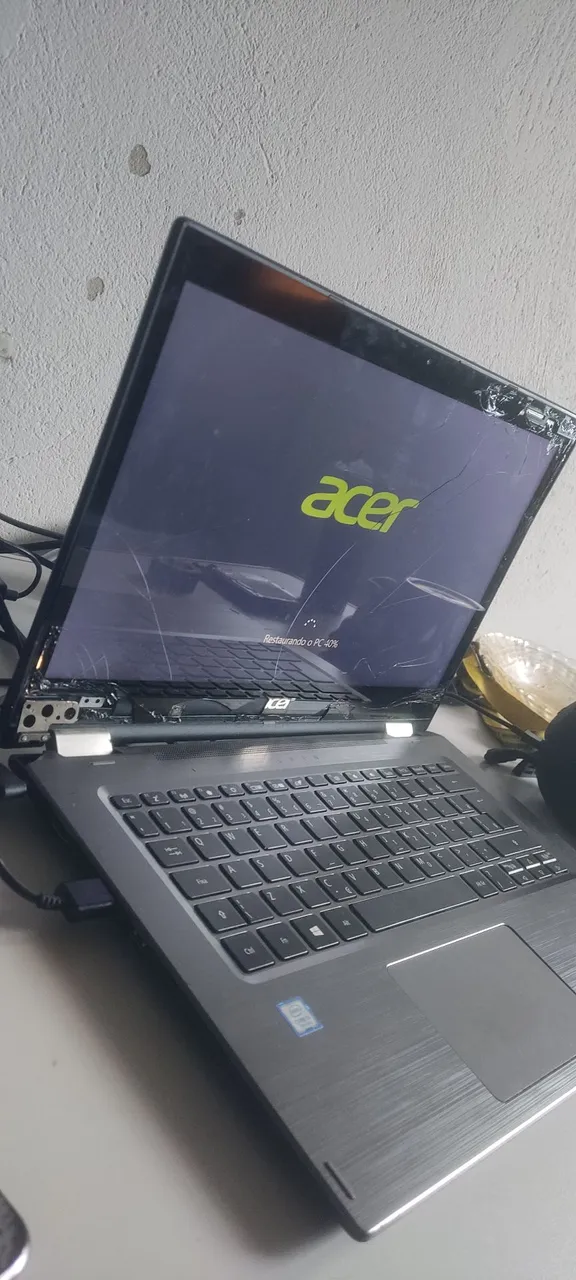 Só Hj-NotebookBOM e Barato.Acer i3 7° Original - Só tela Trincada, usa normal,tem 5G
