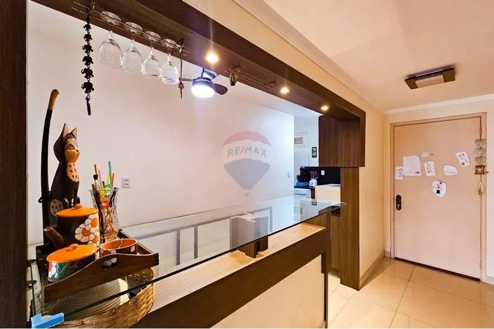 Cobertura à venda semimobiliada com 3 dormitórios, 214 m², Condominio Karine, Nossa Senhor