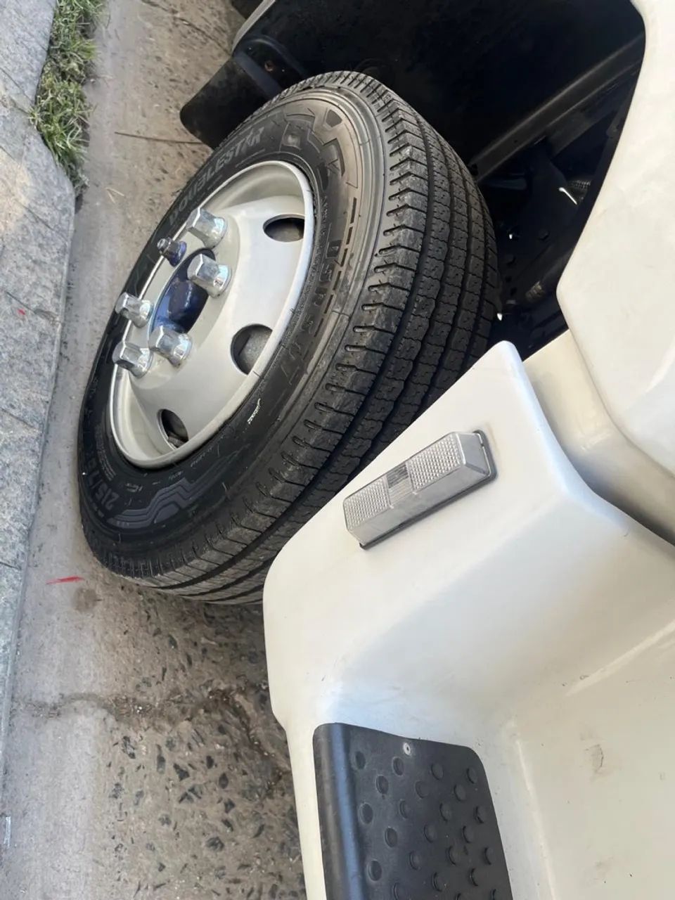 816 Carroceria Aberta de ferro ( ótimo caminhão melhor motor da Categoria )  - Foto 9