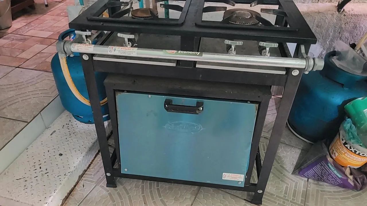 Fogao industrial  cristal aço economy 2 bocas com forno com porta a cega - Foto 3