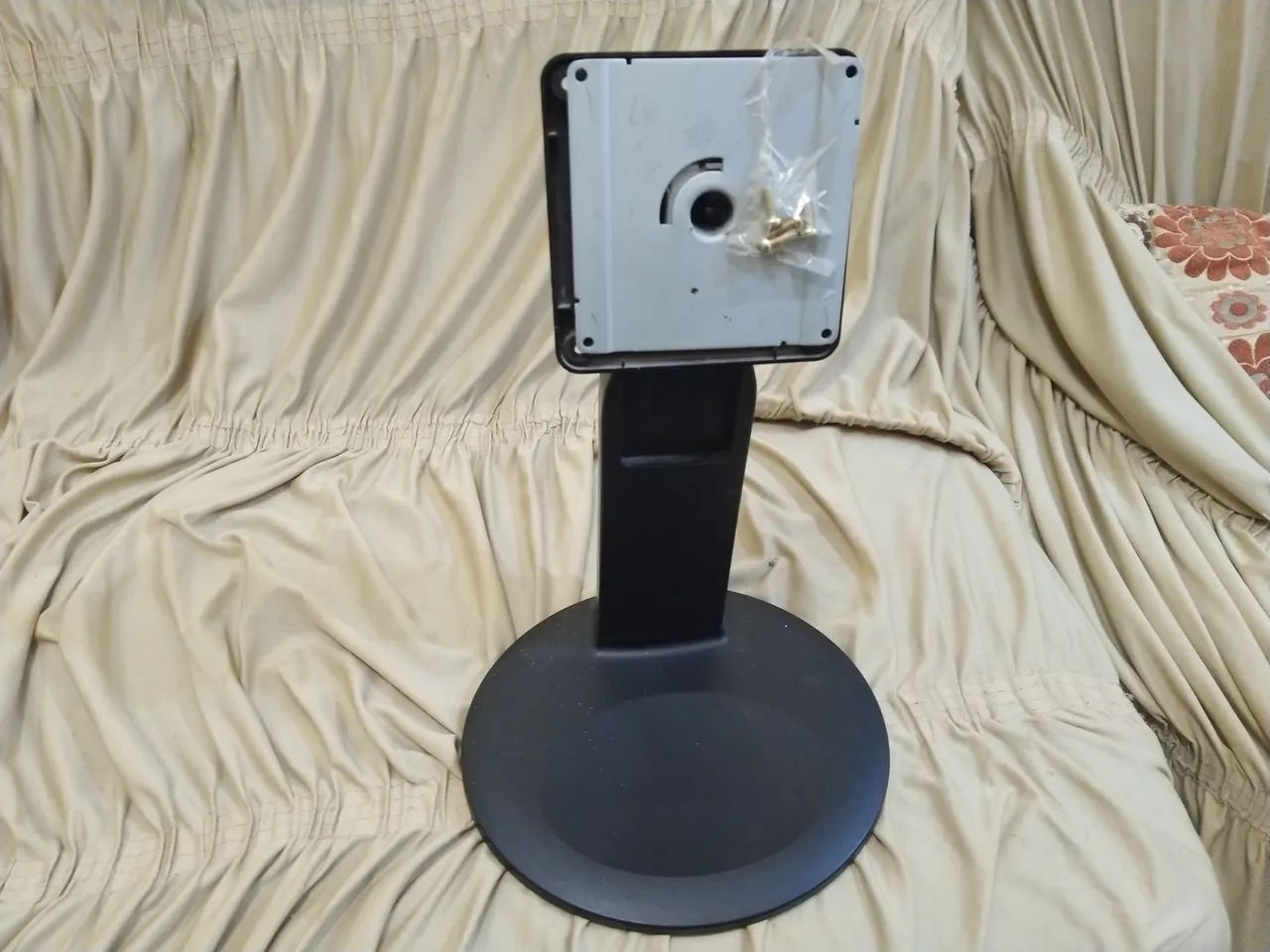 Kit de pedestais de TVs - Foto 3