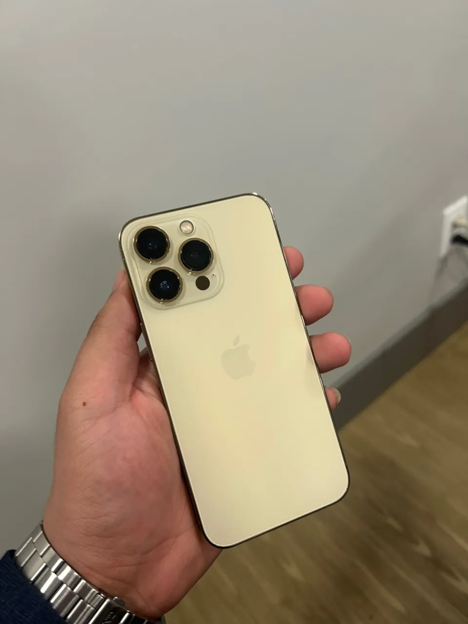iPhone 13 PRO