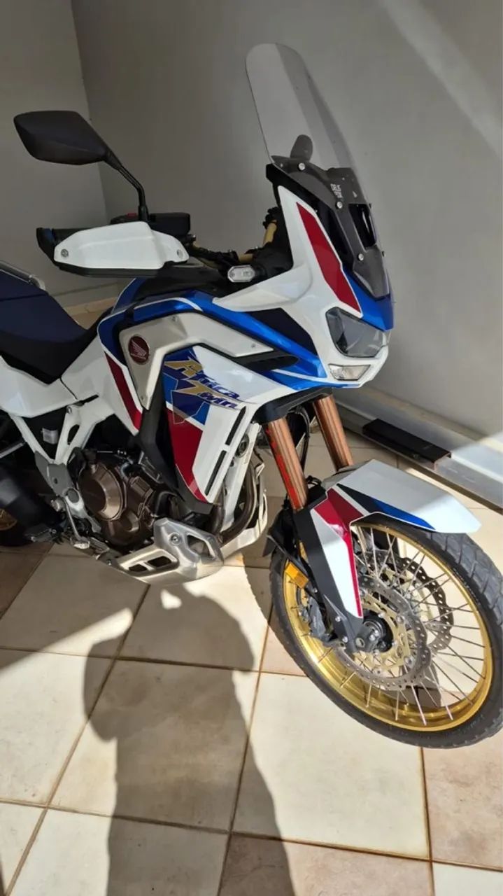 África Twin Adventure Sports 2022. Impecável!