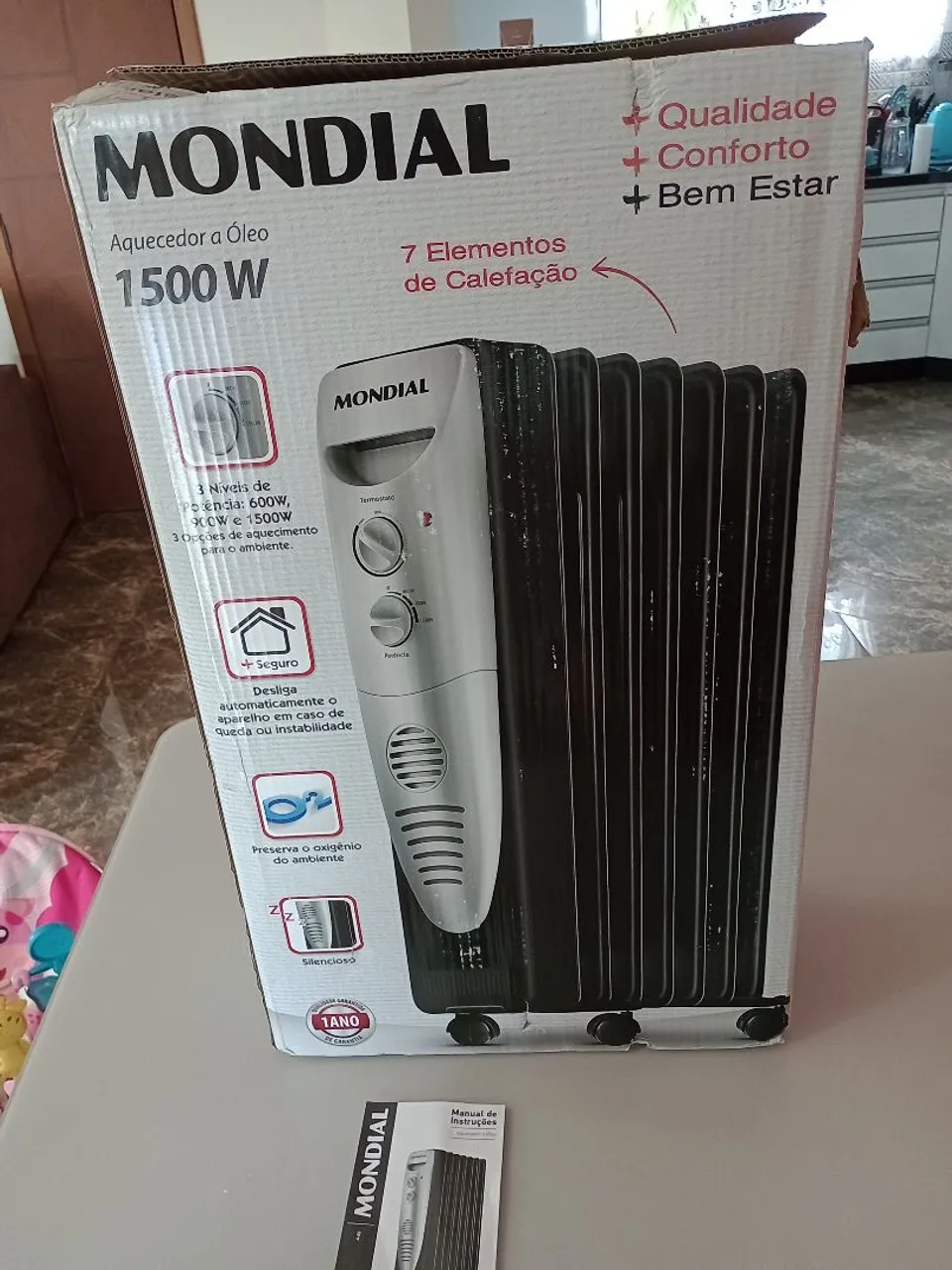 Aquecedor a Óleo Mondial A-06, 3 Níveis de Aquecimento, Preto e Prata.