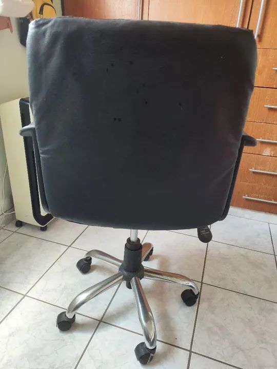 Poltrona giratória  - Foto 2