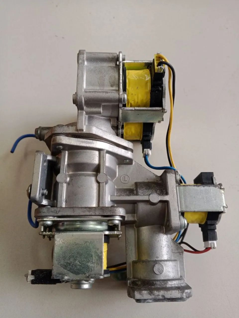 Coletor multivalvulas aquecedor rinnai E33 Fehgl bivolt - Foto 2