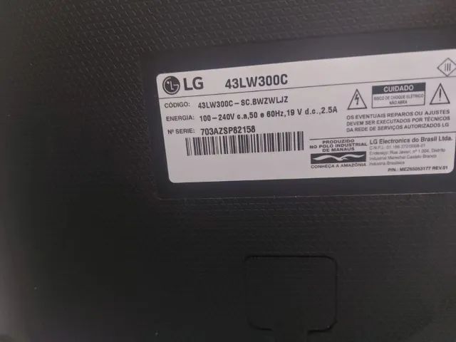TV 43 polegadas LG com tela quebrada