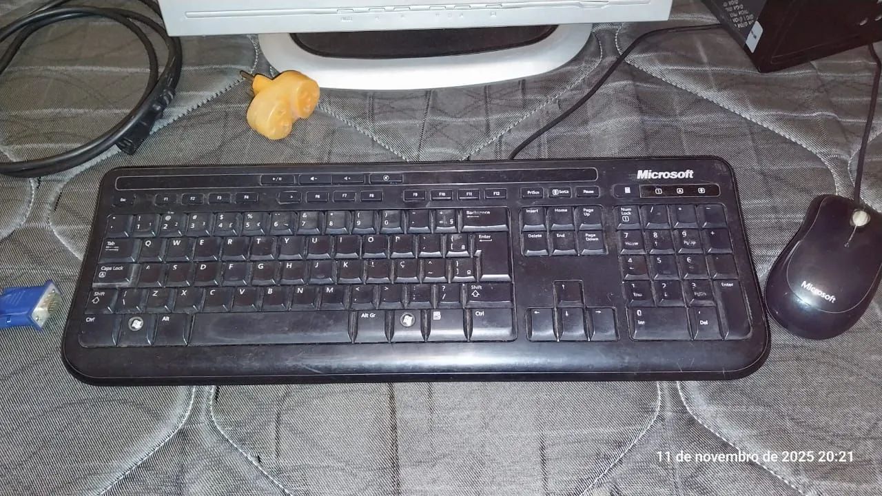 Pc completo+periféricos/Ligar e usar - Foto 3