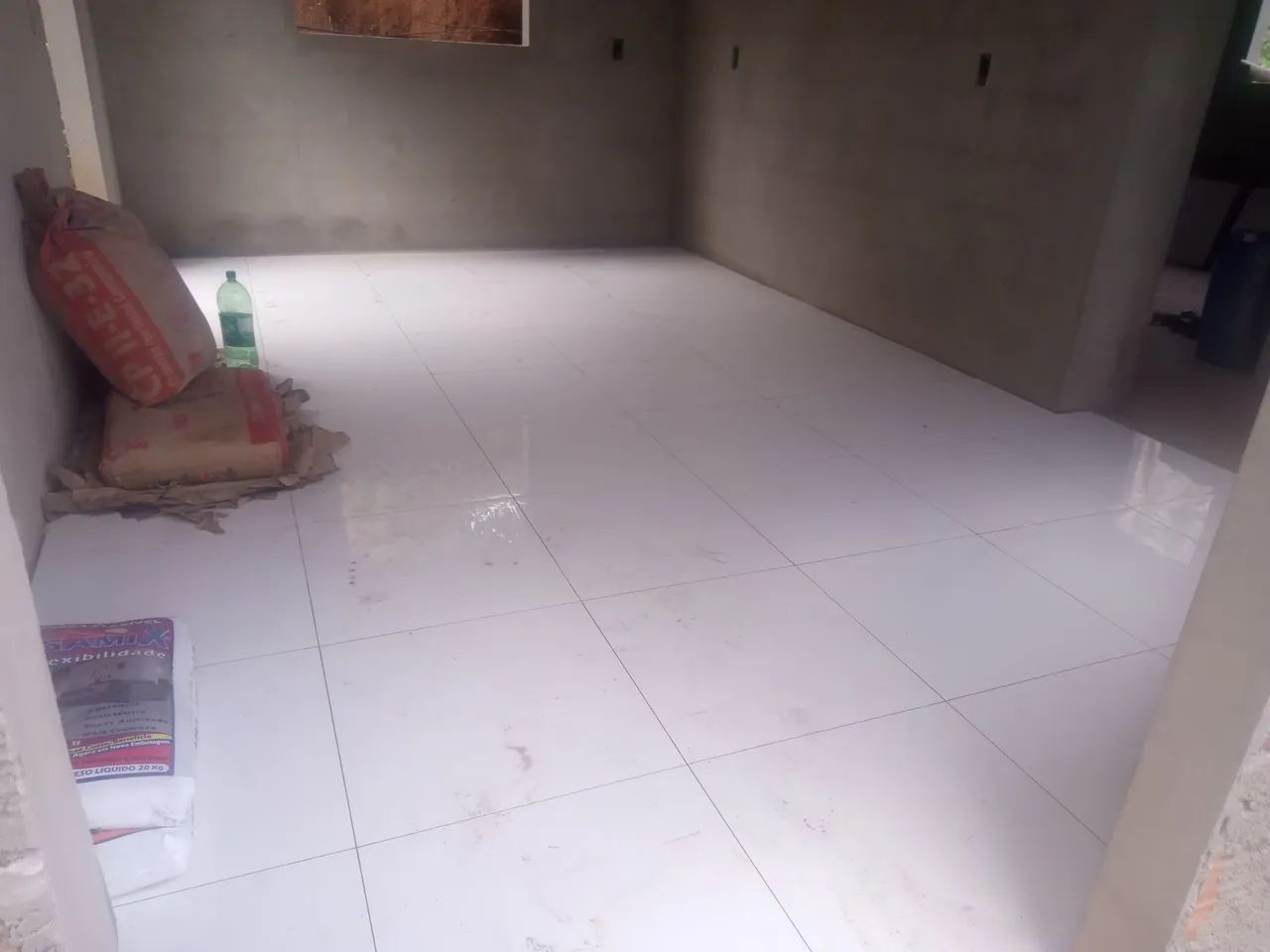 Colocação de porcelanatos pisos e azulejos  - Foto 2