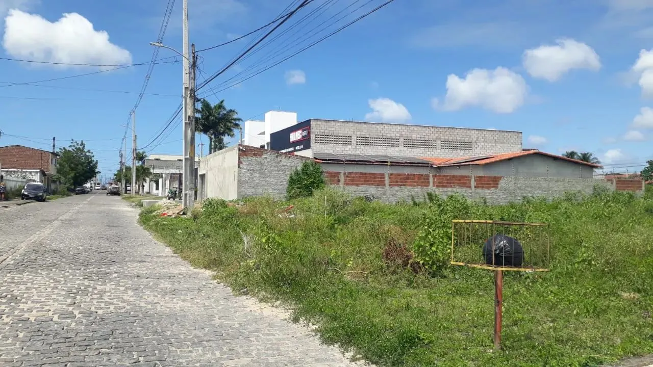 VENDO LOTES NO CENTRO DE PARNAMIRIM COM ESCRITURA PUBLICA.