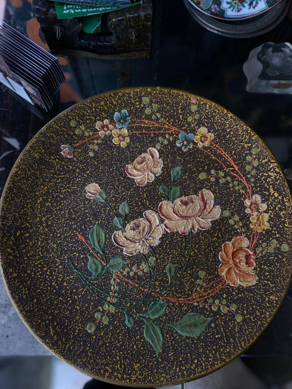 Prato decorativo pintado à mão - Romaro
