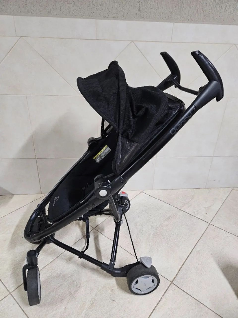 Carrinho de bebê e bebê conforto Quinny Maxi-Cosi