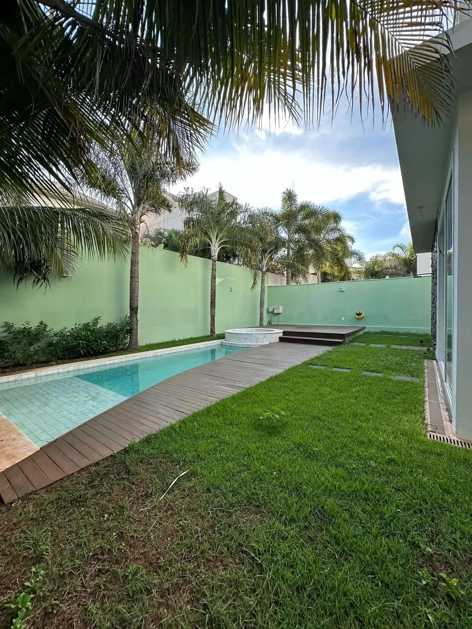 Sobrado para venda Florais Lagos,  possui 330M2 com 3 quartos em Ribeirão do Lipa - Cuiabá - Foto 4
