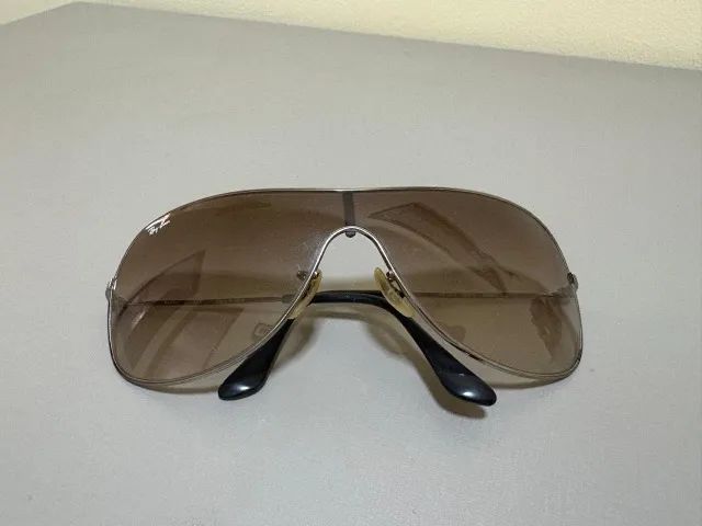 Óculos de sol Ray Ban em ótimo estado