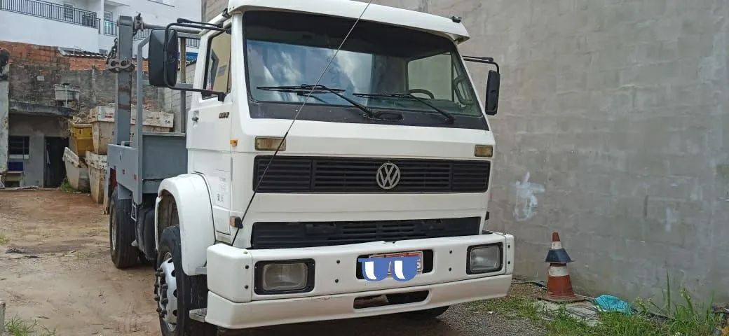 Caminhão Volks poli simples ótimo estado - Foto 5
