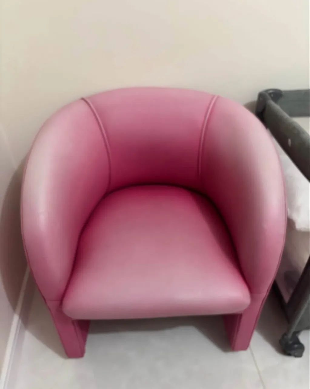 Poltrona de manicure - Usada64750823682435120