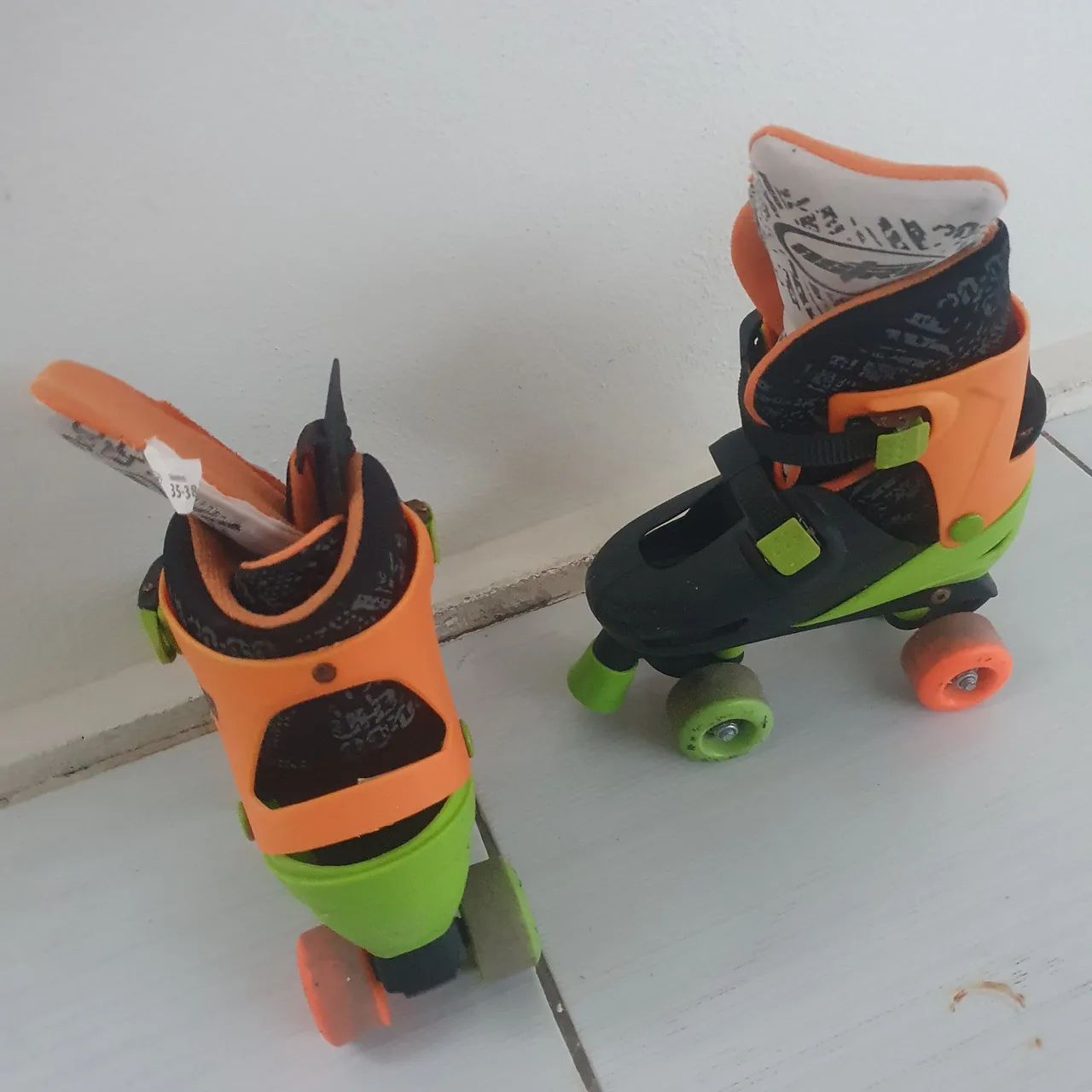 Patins Infantil Ajustável - Conforto e Diversão!