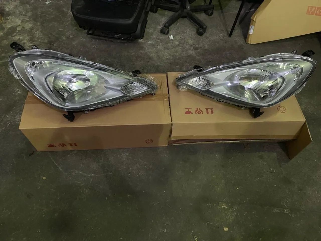 Farol Honda Fit 2013/2014