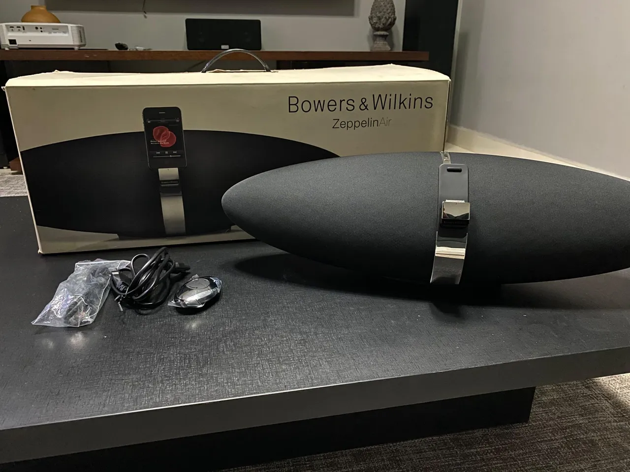 Caixa de Som Bowers & Wilkins Zeppelin Air