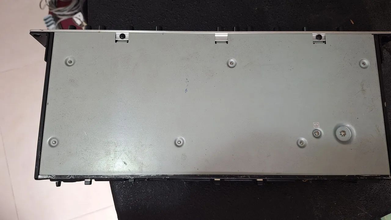 Crossover Behringer Super X - modelo CX 2310 - Foto 4