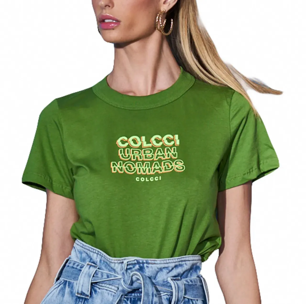 Camiseta ?Urban Nomads? tamanho M da Marca Colcci