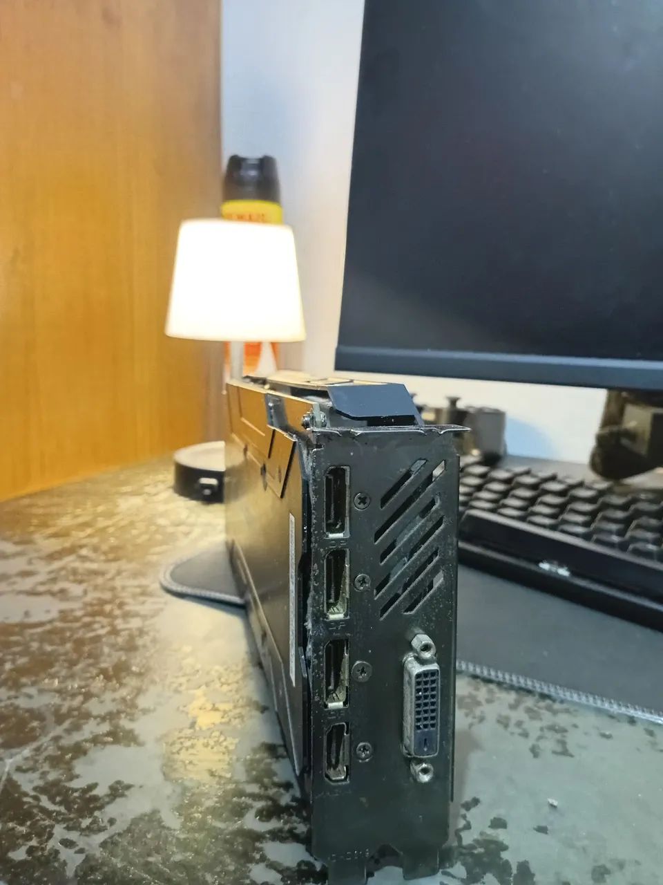 GTX 1060 6GB G1 GAMING OC WINDFORCE  - Foto 2