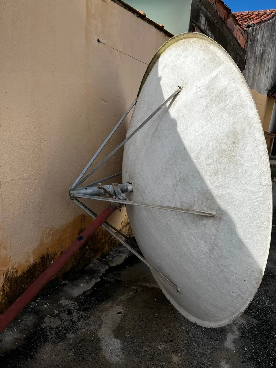 Carcaça Antena Parabólica
