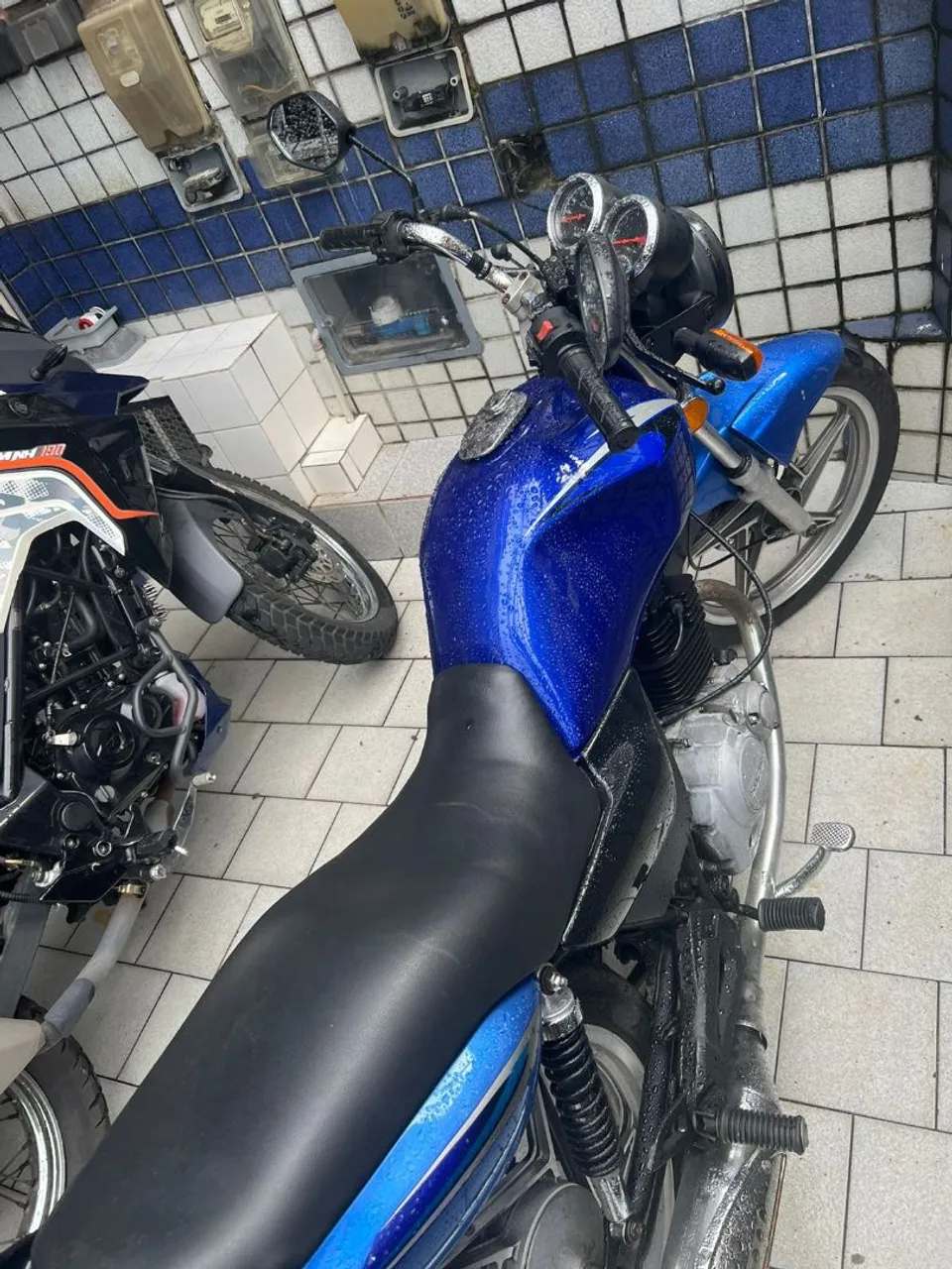 SUZUKI YES