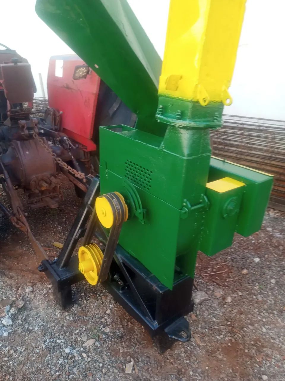 Vendo picadeira nogueira en12 tocado no trator  - Foto 4