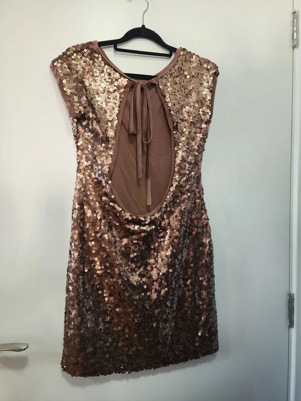 Vestido de paetê dourado - Foto 2