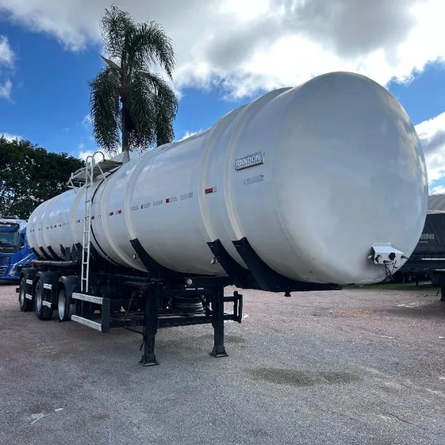 Carreta Tanque RANDON Vanderleia 43mil Litros - Foto 3