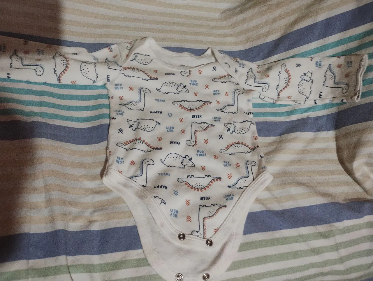 Body de dinossauro infantil