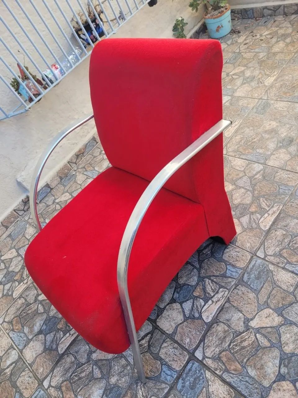 Poltrona Decorativa Vermelha - Foto 2