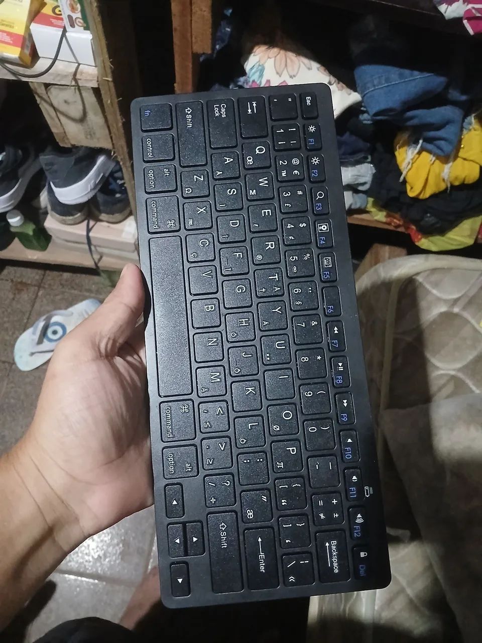 Wireless Bluetooth Keyboard64520762017793120