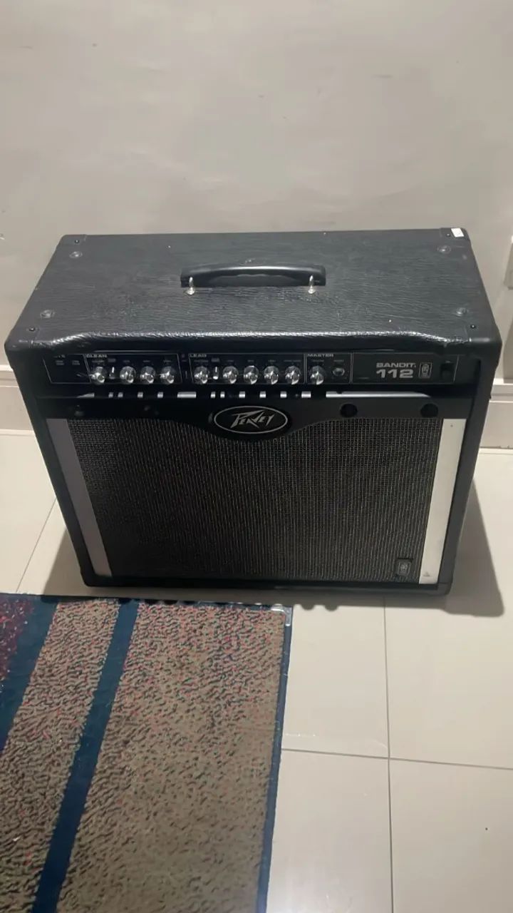 Amplificador Peavey Bandit 112 - Foto 4