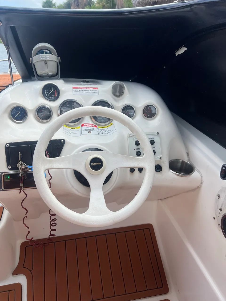 Lancha cimitarra 27 pés  - Foto 3