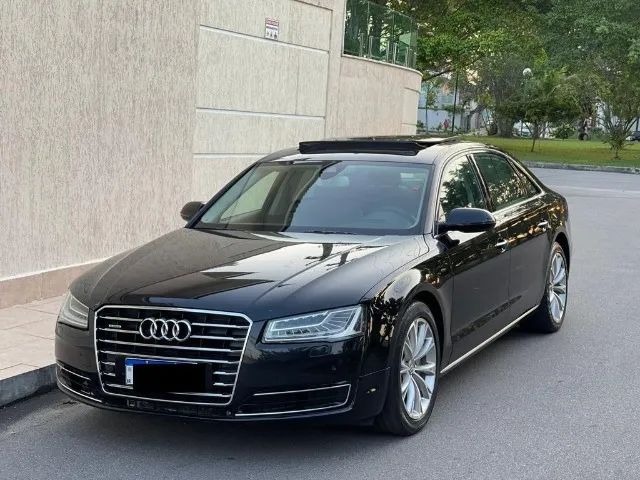 AUDI A8 - CONFORTO E EXCLUSIVIDADE