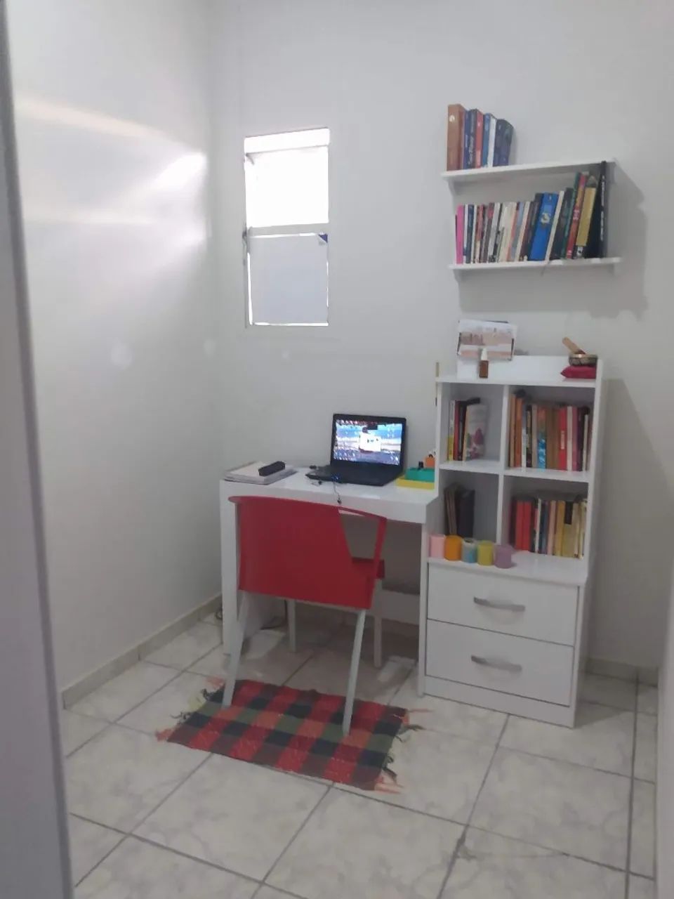 Escrivaninha/mesa de estudos  - Foto 3