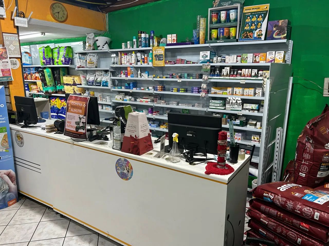 Vendo Loja de Ração 