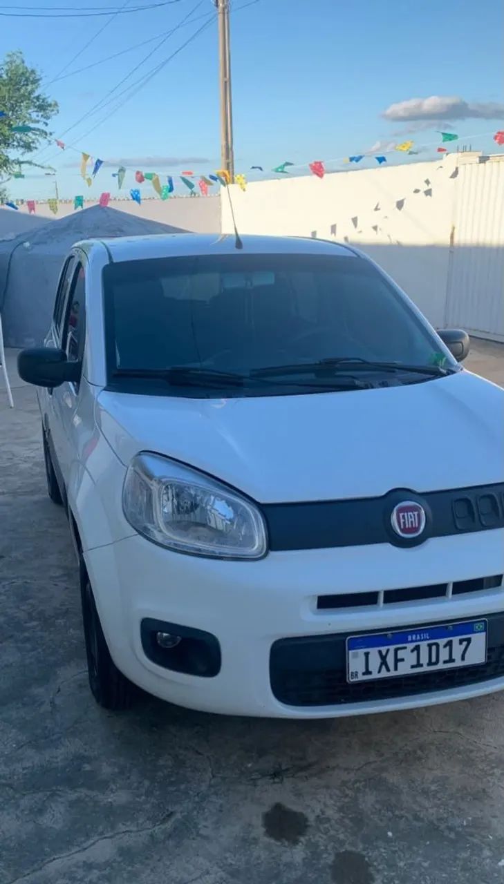 Fiat Uno Attractive 1.0 EVO Fire Flex 8V 5P 2016 - Foto 2