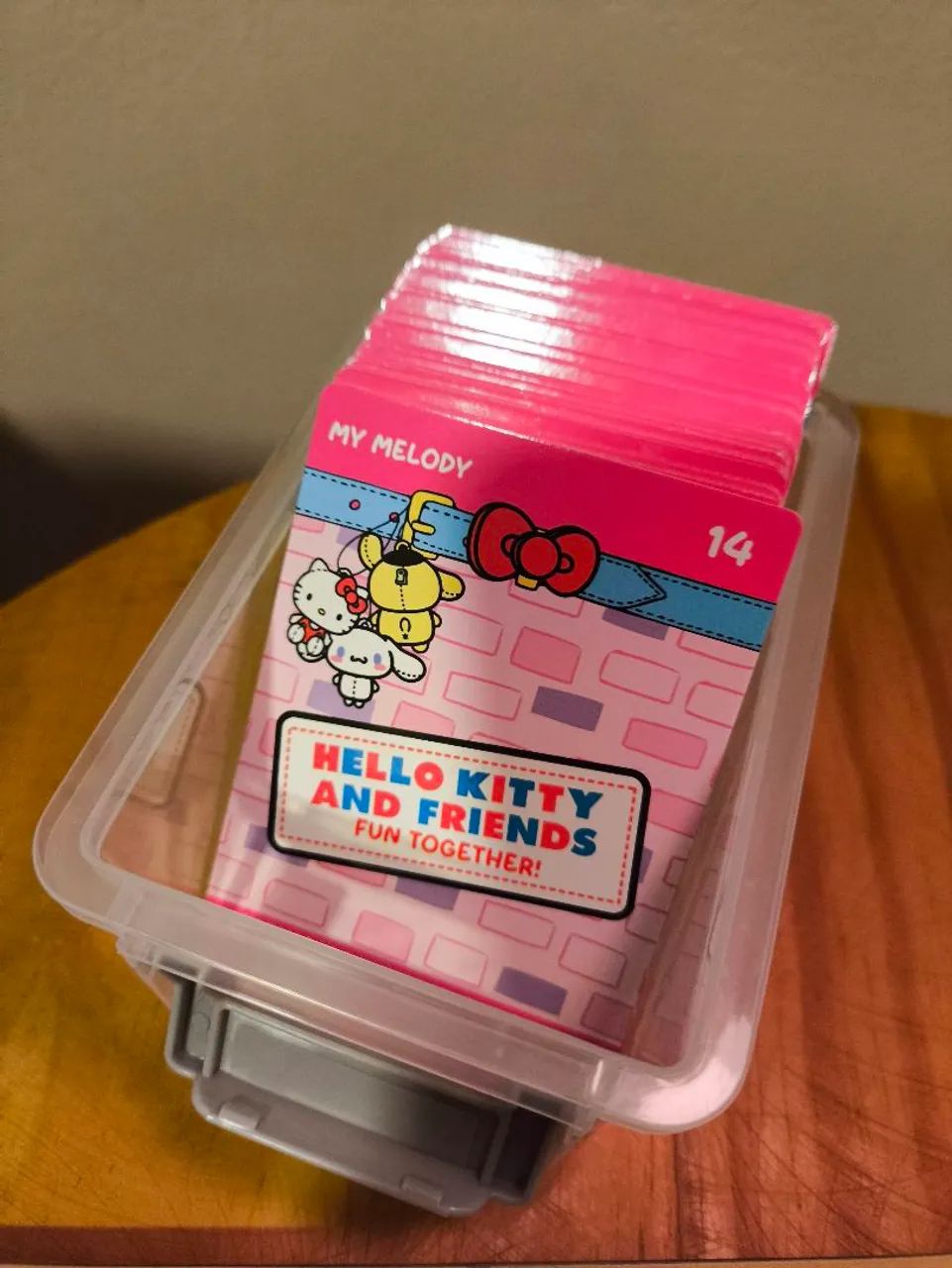 Cards Hello Kitty and Friends - Panini  - Foto 2