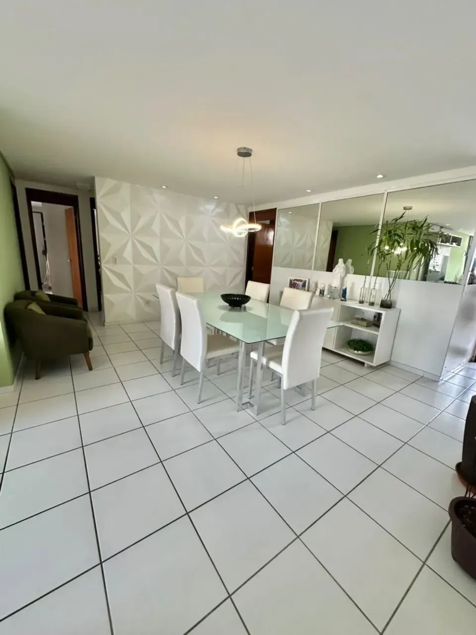 Apartamento espaçoso, com 3 quartos e 2 vagas, perto de tudo - Foto 3