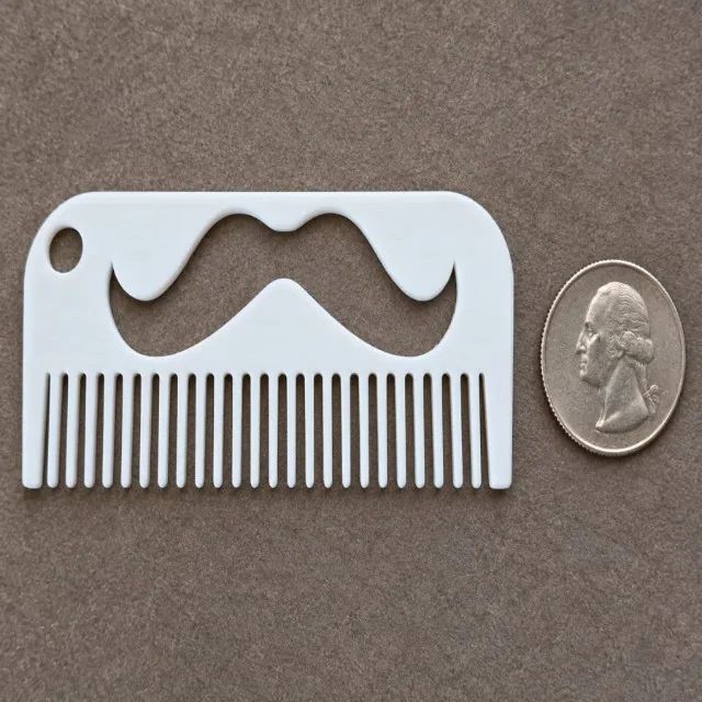 Pente de Barba em Formato de Chaveiro - Foto 5