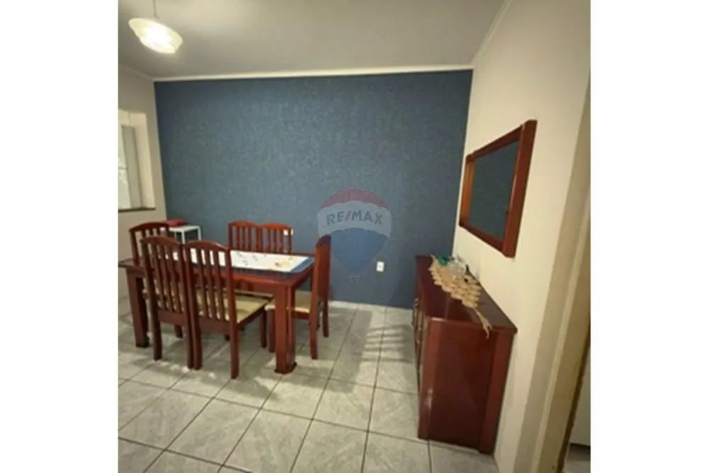 Oportunidade: Casa com Piscina e ótima localização - Foto 5
