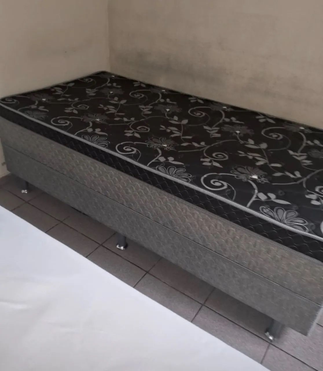 Cama Box solteiro 