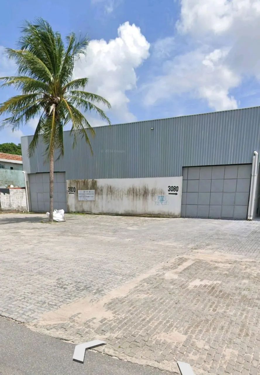 ALUGO TRÊS GALPÕES JUNTOS COM 2100M2 - Foto 3