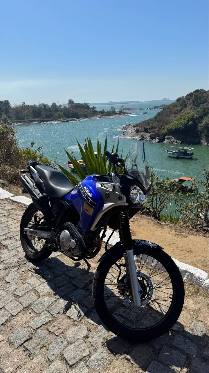 Tenere 250 - Foto 2
