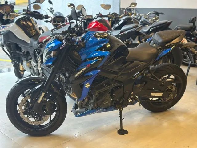 Suzuki 750 2021 - 1484927553 | OLX