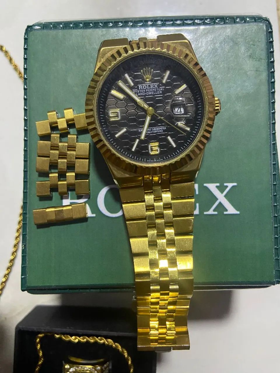 Kit relógio, cordão, pulseira e dedeira banhado - Foto 3