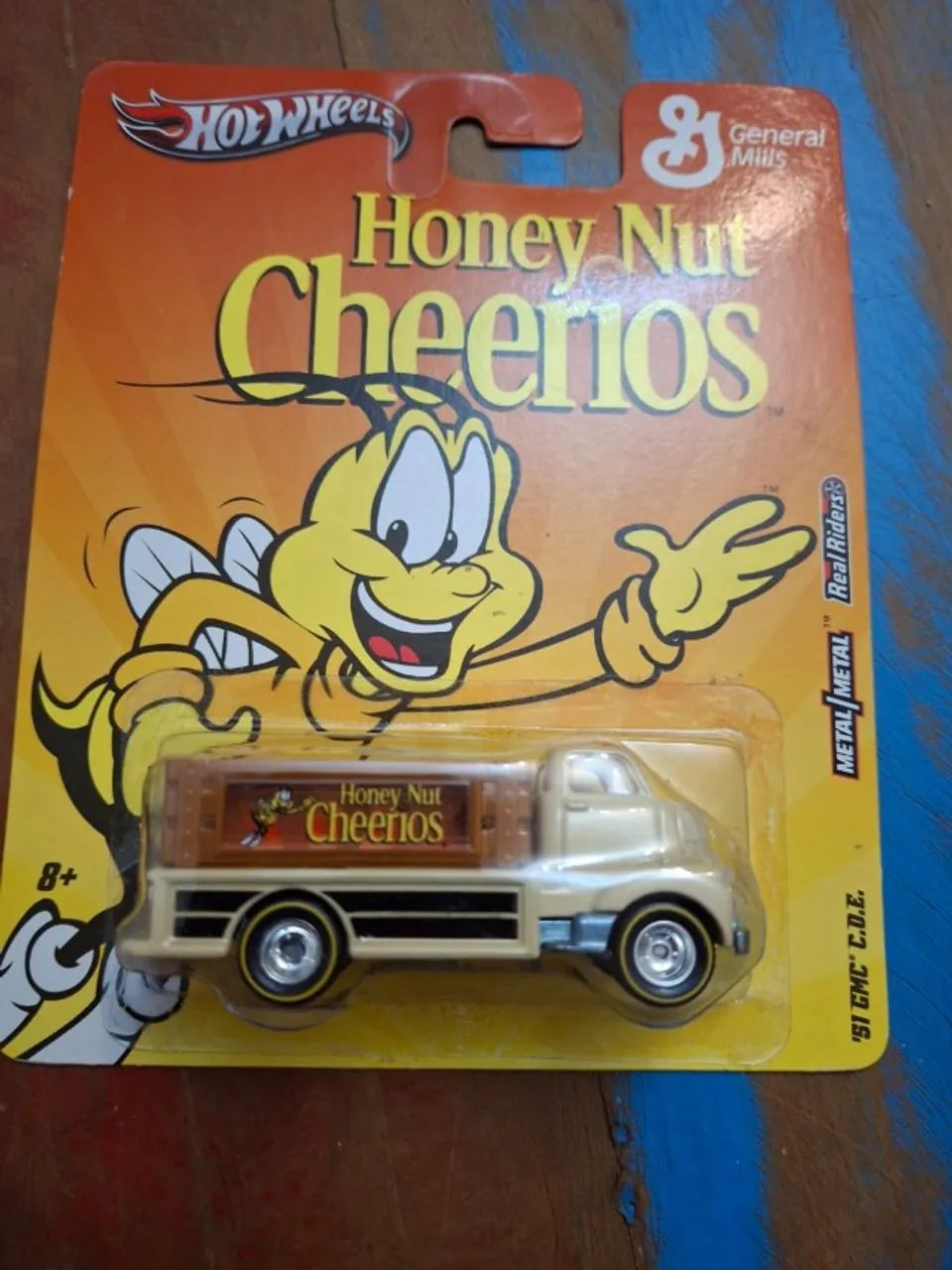 Hot Wheels Premium Honey Nut Cheerios 51 Gmc C.O.E  - Foto 2